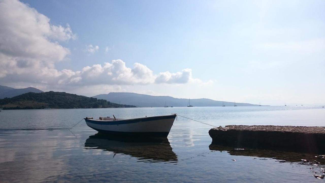 Flisvos Seaside Apartments Lygia  Bagian luar foto