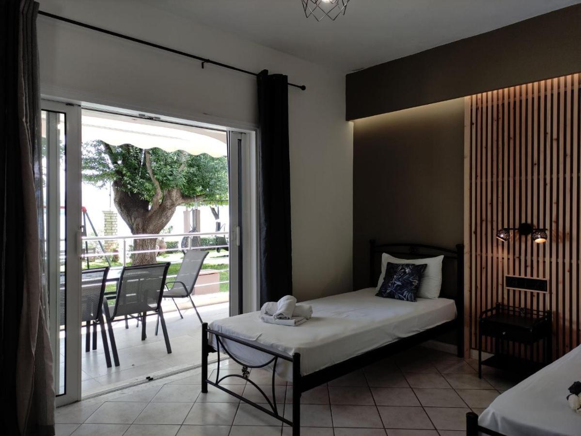 Flisvos Seaside Apartments Lygia  Bagian luar foto