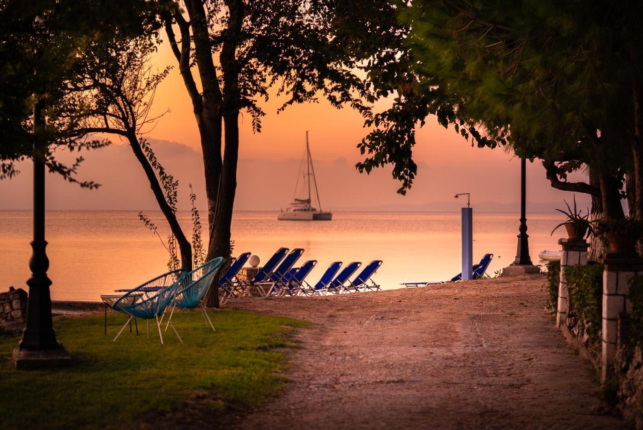 Flisvos Seaside Apartments Lygia  Bagian luar foto